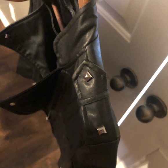 Sassy black jacket - Picture 5 of 5